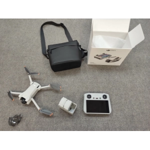 DJI Mini 3 Fly More Combo dronas su DJI RC valdymo pultu ir ...